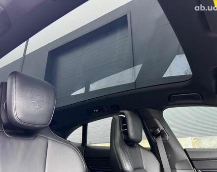 Белый Порше Тайкан, объемом двигателя 1 л и пробегом 21 тыс. км за 76990 $, фото 38 на Automoto.ua