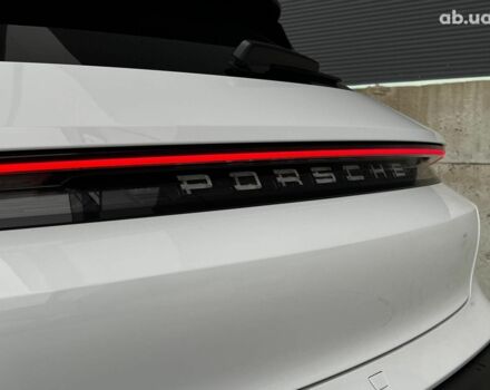 Белый Порше Тайкан, объемом двигателя 1 л и пробегом 21 тыс. км за 76990 $, фото 21 на Automoto.ua