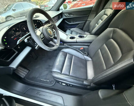 Порше Тайкан 2021 в Киеве на Automoto.ua Белый Порше Тайкан, объемом двигателя 0 л и пробегом 42 тыс. км за 75000 $, фото 16 на Automoto.ua