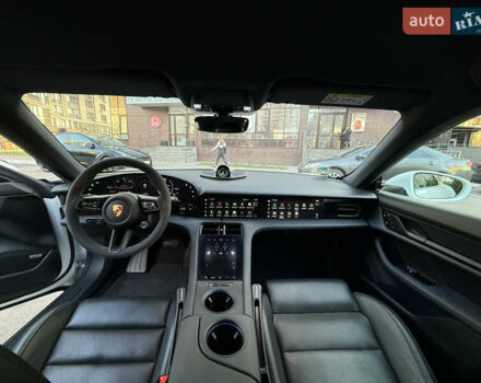 Порше Тайкан 2021 в Киеве на Automoto.ua Белый Порше Тайкан, объемом двигателя 0 л и пробегом 42 тыс. км за 75000 $, фото 15 на Automoto.ua