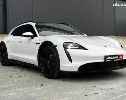 Белый Порше Тайкан, объемом двигателя 1 л и пробегом 21 тыс. км за 76990 $, фото 2 на Automoto.ua