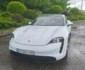 Белый Порше Тайкан, объемом двигателя 0 л и пробегом 12 тыс. км за 55000 $, фото 1 на Automoto.ua