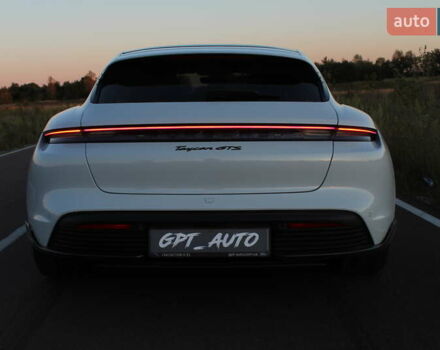 Белый Порше Тайкан, объемом двигателя 0 л и пробегом 29 тыс. км за 75800 $, фото 27 на Automoto.ua