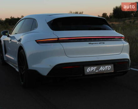 Белый Порше Тайкан, объемом двигателя 0 л и пробегом 29 тыс. км за 75800 $, фото 32 на Automoto.ua