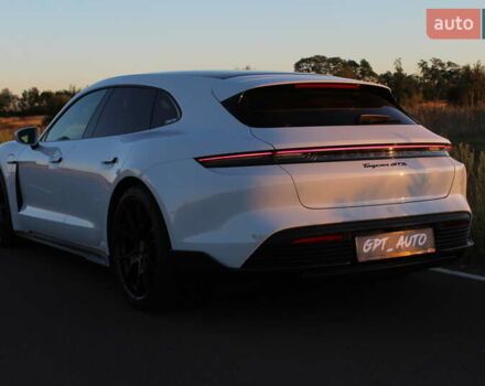 Белый Порше Тайкан, объемом двигателя 0 л и пробегом 31 тыс. км за 75700 $, фото 16 на Automoto.ua