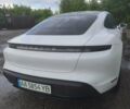 Белый Порше Тайкан, объемом двигателя 0 л и пробегом 12 тыс. км за 55000 $, фото 6 на Automoto.ua