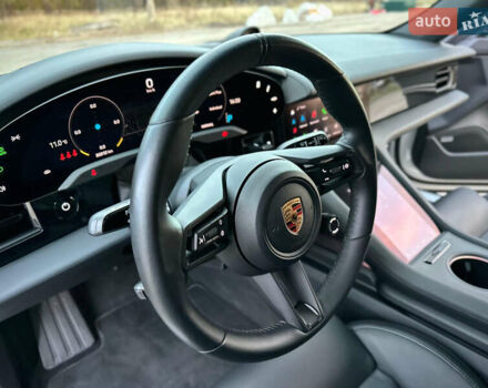 Белый Порше Тайкан, объемом двигателя 0 л и пробегом 33 тыс. км за 75500 $, фото 54 на Automoto.ua