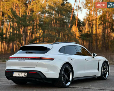 Белый Порше Тайкан, объемом двигателя 0 л и пробегом 33 тыс. км за 75500 $, фото 18 на Automoto.ua