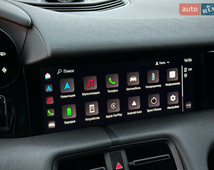 Белый Порше Тайкан, объемом двигателя 0 л и пробегом 33 тыс. км за 75500 $, фото 82 на Automoto.ua