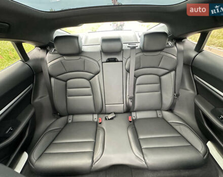 Белый Порше Тайкан, объемом двигателя 0 л и пробегом 8 тыс. км за 82800 $, фото 38 на Automoto.ua