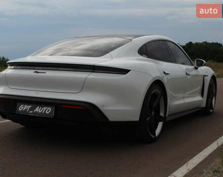 Белый Порше Тайкан, объемом двигателя 0 л и пробегом 8 тыс. км за 82800 $, фото 39 на Automoto.ua