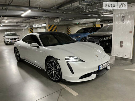 Порше Тайкан 2019 у Львові на Automoto.ua Білий Порше Тайкан, об'ємом двигуна 0 л та пробігом 86 тис. км за 125000 $, фото 1 на Automoto.ua