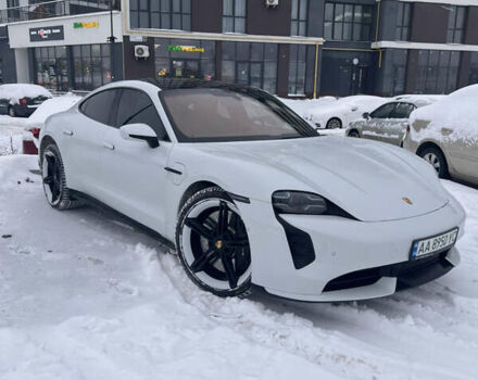Белый Порше Тайкан, объемом двигателя 0 л и пробегом 37 тыс. км за 69500 $, фото 1 на Automoto.ua