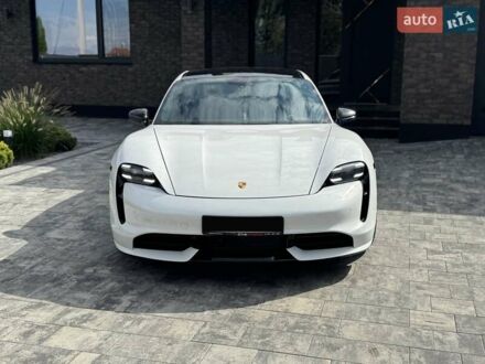 Порше Тайкан 2020 у Луцьку на Automoto.ua Білий Порше Тайкан, об'ємом двигуна 0 л та пробігом 41 тис. км за 59900 $, фото 1 на Automoto.ua