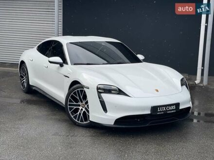 Порше Тайкан 2021 в Киеве на Automoto.ua Белый Порше Тайкан, объемом двигателя 0 л и пробегом 50 тыс. км за 61900 $, фото 1 на Automoto.ua
