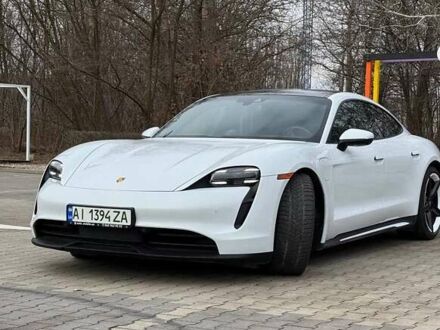 Порше Тайкан 2021 в Киеве на Automoto.ua Белый Порше Тайкан, объемом двигателя 0 л и пробегом 62 тыс. км за 45000 $, фото 1 на Automoto.ua