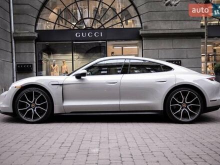 Порше Тайкан 2023 в Киеве на Automoto.ua Белый Порше Тайкан, объемом двигателя 0 л и пробегом 7 тыс. км за 66500 $, фото 1 на Automoto.ua