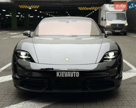 Чорний Порше Тайкан, об'ємом двигуна 0 л та пробігом 33 тис. км за 80000 $, фото 12 на Automoto.ua