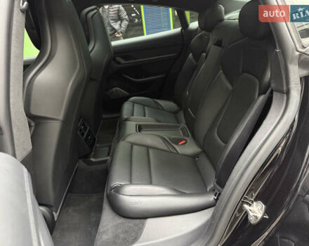 Чорний Порше Тайкан, об'ємом двигуна 0 л та пробігом 33 тис. км за 80000 $, фото 13 на Automoto.ua