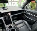 Черный Порше Тайкан, объемом двигателя 0 л и пробегом 26 тыс. км за 77000 $, фото 47 на Automoto.ua