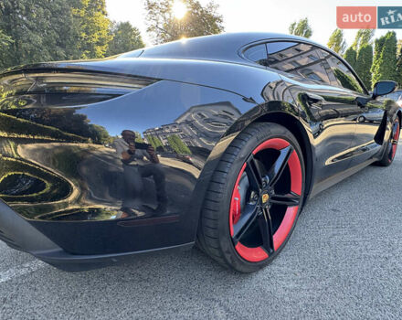 Порше Тайкан 2020 в Киеве на Automoto.ua Черный Порше Тайкан, объемом двигателя 0 л и пробегом 119 тыс. км за 49900 $, фото 22 на Automoto.ua
