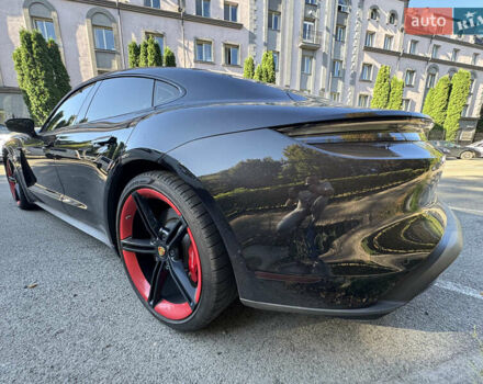 Порше Тайкан 2020 в Киеве на Automoto.ua Черный Порше Тайкан, объемом двигателя 0 л и пробегом 119 тыс. км за 49900 $, фото 23 на Automoto.ua