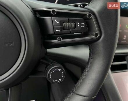 Черный Порше Тайкан, объемом двигателя 0 л и пробегом 59 тыс. км за 79900 $, фото 68 на Automoto.ua