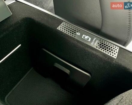 Черный Порше Тайкан, объемом двигателя 0 л и пробегом 59 тыс. км за 79900 $, фото 62 на Automoto.ua