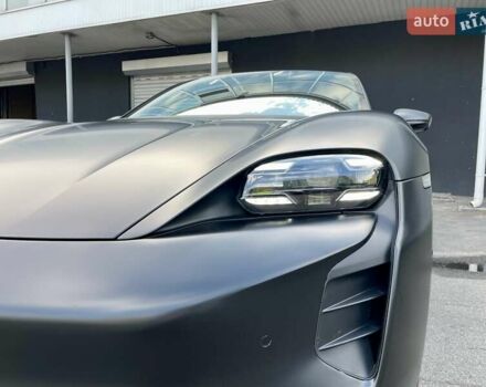 Черный Порше Тайкан, объемом двигателя 0 л и пробегом 59 тыс. км за 79900 $, фото 4 на Automoto.ua