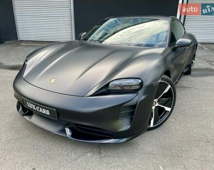 Черный Порше Тайкан, объемом двигателя 0 л и пробегом 59 тыс. км за 79900 $, фото 11 на Automoto.ua