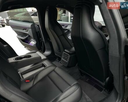 Черный Порше Тайкан, объемом двигателя 0 л и пробегом 59 тыс. км за 79900 $, фото 71 на Automoto.ua