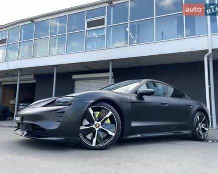 Черный Порше Тайкан, объемом двигателя 0 л и пробегом 59 тыс. км за 79900 $, фото 8 на Automoto.ua