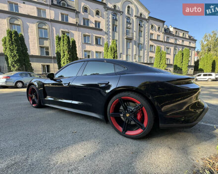 Порше Тайкан 2020 в Киеве на Automoto.ua Черный Порше Тайкан, объемом двигателя 0 л и пробегом 119 тыс. км за 49900 $, фото 7 на Automoto.ua