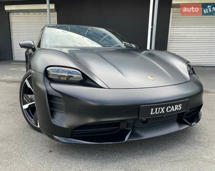 Черный Порше Тайкан, объемом двигателя 0 л и пробегом 59 тыс. км за 79900 $, фото 23 на Automoto.ua