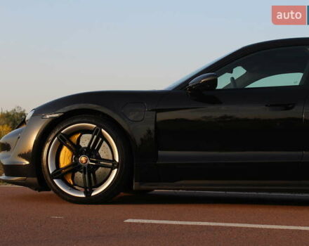Черный Порше Тайкан, объемом двигателя 0 л и пробегом 29 тыс. км за 85800 $, фото 4 на Automoto.ua