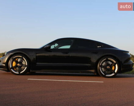 Черный Порше Тайкан, объемом двигателя 0 л и пробегом 29 тыс. км за 85800 $, фото 8 на Automoto.ua