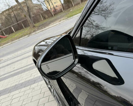 Черный Порше Тайкан, объемом двигателя 0 л и пробегом 63 тыс. км за 49000 $, фото 11 на Automoto.ua