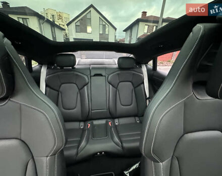 Чорний Порше Тайкан, об'ємом двигуна 0 л та пробігом 1 тис. км за 107700 $, фото 26 на Automoto.ua