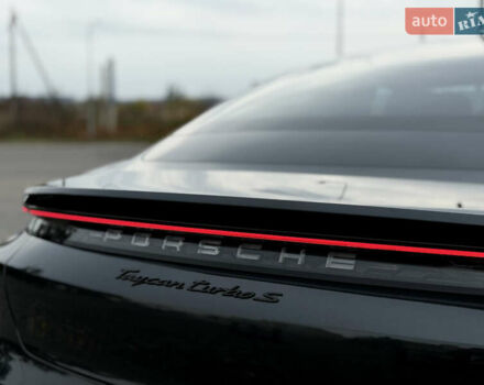 Чорний Порше Тайкан, об'ємом двигуна 0 л та пробігом 33 тис. км за 88900 $, фото 16 на Automoto.ua