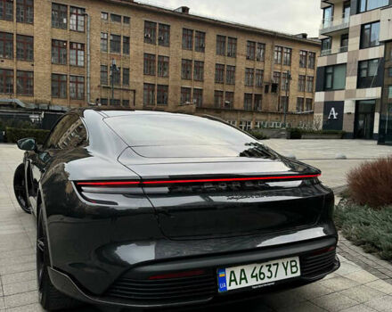 Черный Порше Тайкан, объемом двигателя 0 л и пробегом 25 тыс. км за 94500 $, фото 10 на Automoto.ua