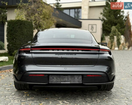 Чорний Порше Тайкан, об'ємом двигуна 0 л та пробігом 33 тис. км за 88900 $, фото 28 на Automoto.ua