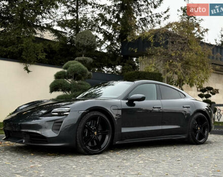 Чорний Порше Тайкан, об'ємом двигуна 0 л та пробігом 33 тис. км за 88900 $, фото 12 на Automoto.ua