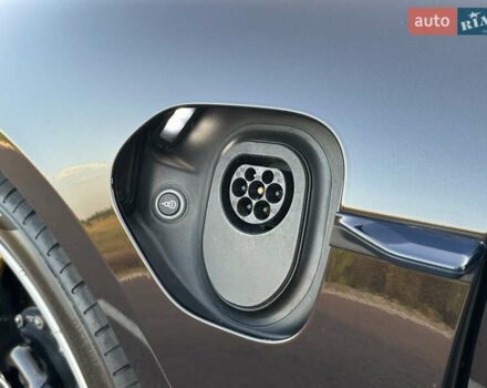 Черный Порше Тайкан, объемом двигателя 0 л и пробегом 29 тыс. км за 85800 $, фото 16 на Automoto.ua