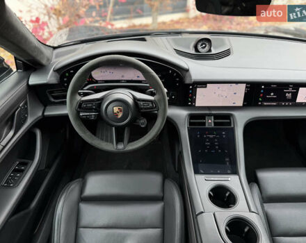 Чорний Порше Тайкан, об'ємом двигуна 0 л та пробігом 33 тис. км за 88900 $, фото 81 на Automoto.ua