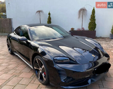 Черный Порше Тайкан, объемом двигателя 0 л и пробегом 52 тыс. км за 19200 $, фото 3 на Automoto.ua