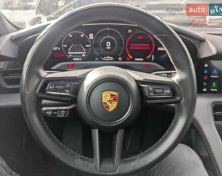 Чорний Порше Тайкан, об'ємом двигуна 0 л та пробігом 56 тис. км за 33500 $, фото 9 на Automoto.ua