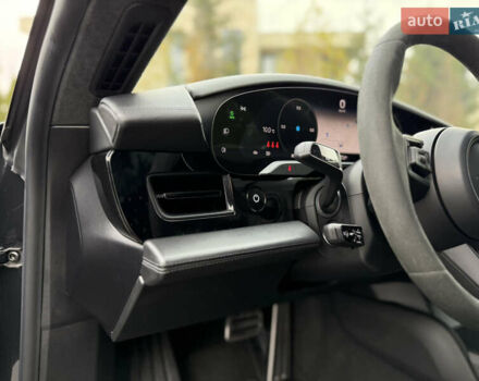 Чорний Порше Тайкан, об'ємом двигуна 0 л та пробігом 33 тис. км за 88900 $, фото 47 на Automoto.ua
