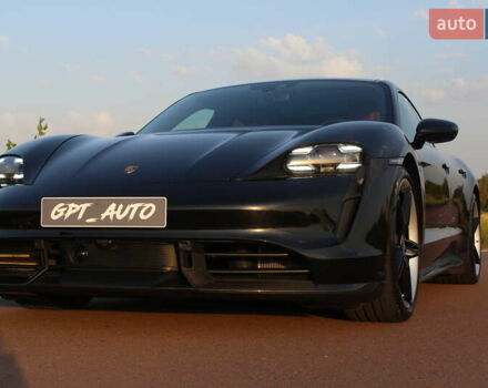 Черный Порше Тайкан, объемом двигателя 0 л и пробегом 29 тыс. км за 85800 $, фото 2 на Automoto.ua