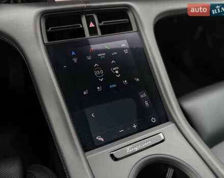 Чорний Порше Тайкан, об'ємом двигуна 0 л та пробігом 33 тис. км за 88900 $, фото 57 на Automoto.ua