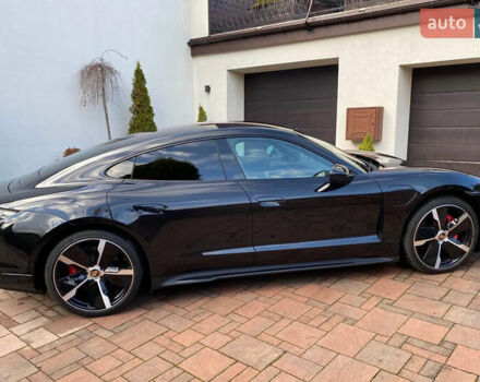 Черный Порше Тайкан, объемом двигателя 0 л и пробегом 52 тыс. км за 19200 $, фото 4 на Automoto.ua